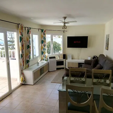 Casa Jameos 2 Bedroom & Air-conditioning Apartment *